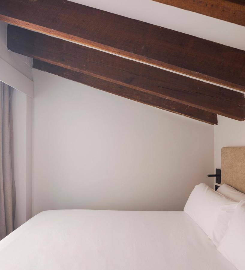Oliveira Rooms Valencia Bagian luar foto