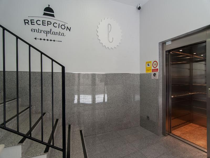 Oliveira Rooms Valencia Bagian luar foto